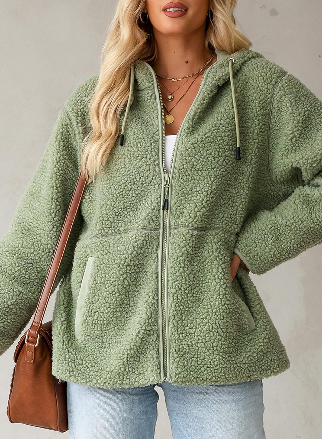 Womens Fleece Jacket Long Sleeve Zip Up Sherpa Coats 2025 Fall Winter Trendy Fuzzy Hooded Jackets with Pockets