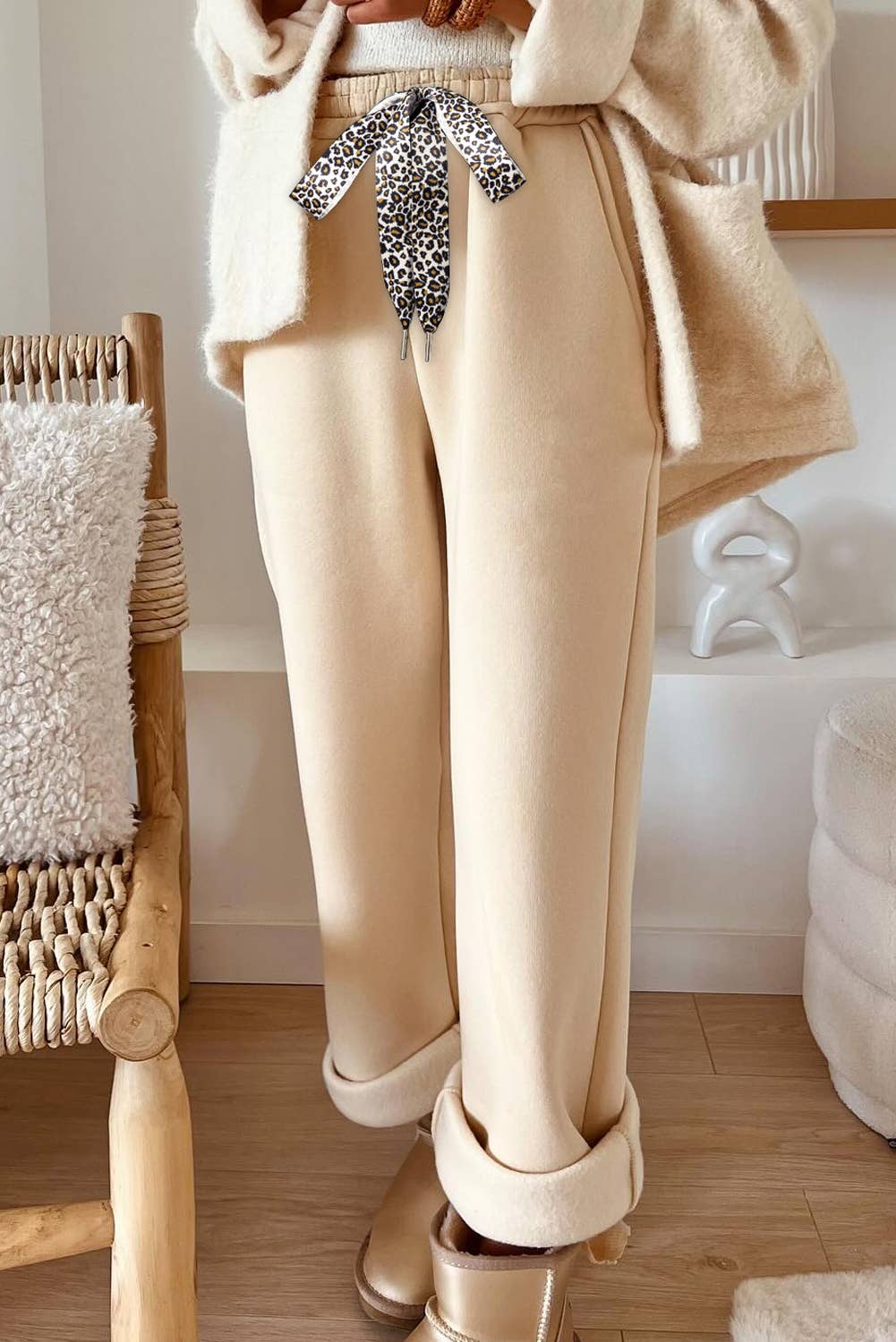 Fleece Lined Leopard Drawstring Elastic Waist Solid Pants